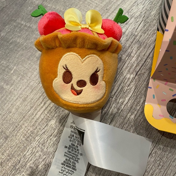 Daisy and Minnie Munchling New - Picture 3 of 4